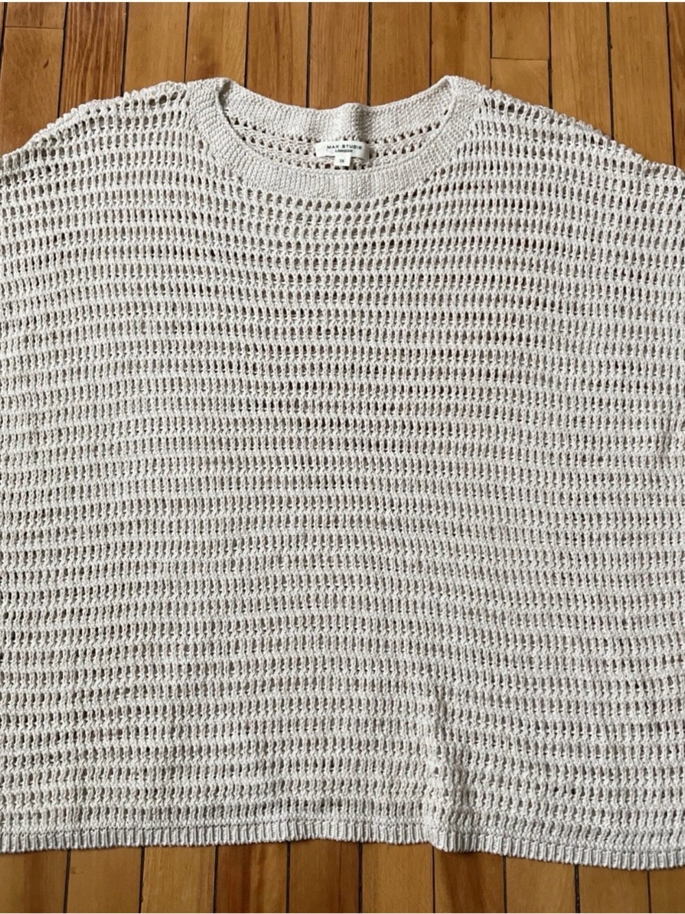Max Studio Light Cream open drop shoulder sweat sweater